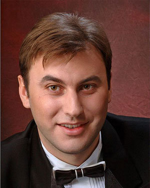 БІЛИЙ Віталій