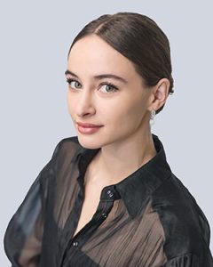 Портрет КРАВЧЕНКО Ілона