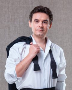 Портрет КУЗЬМІН Дмитро