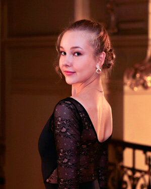 МИКЛУХА Катерина