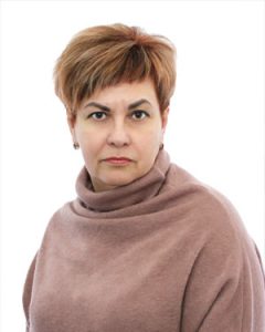 Портрет Iryna IAROVA