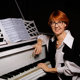 Портрет КОСОВIЧ Ліана